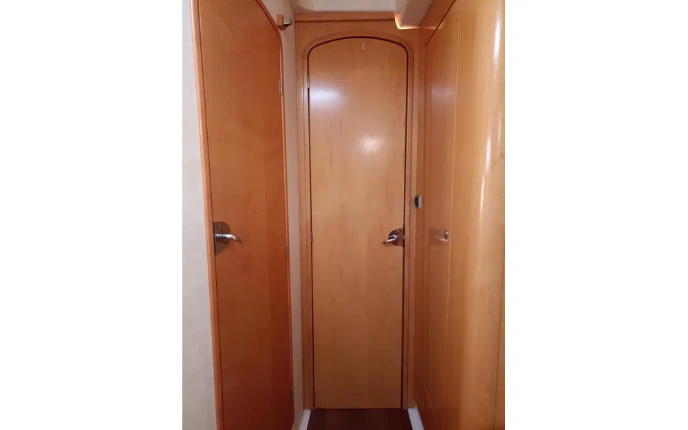 slider 3 Fountaine Pajot Orana 44