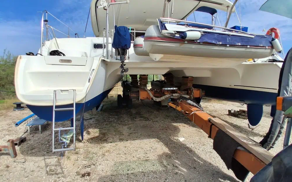 slider 8 Fountaine Pajot Orana 44