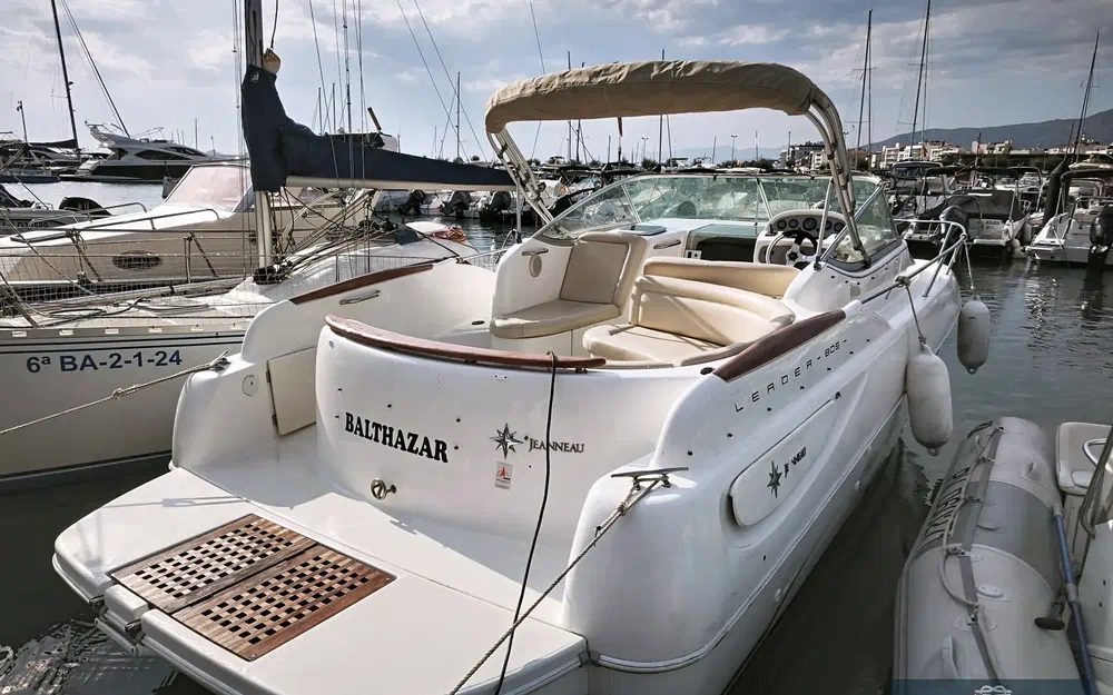 slider 0 Jeanneau Leader 805