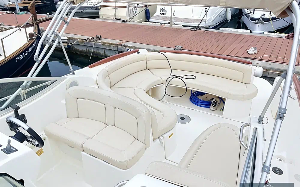 slider 7 Jeanneau Leader 805
