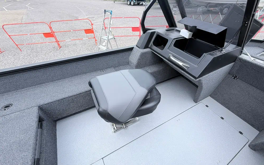 slider 10 Powerboat X-LINER 500 DC