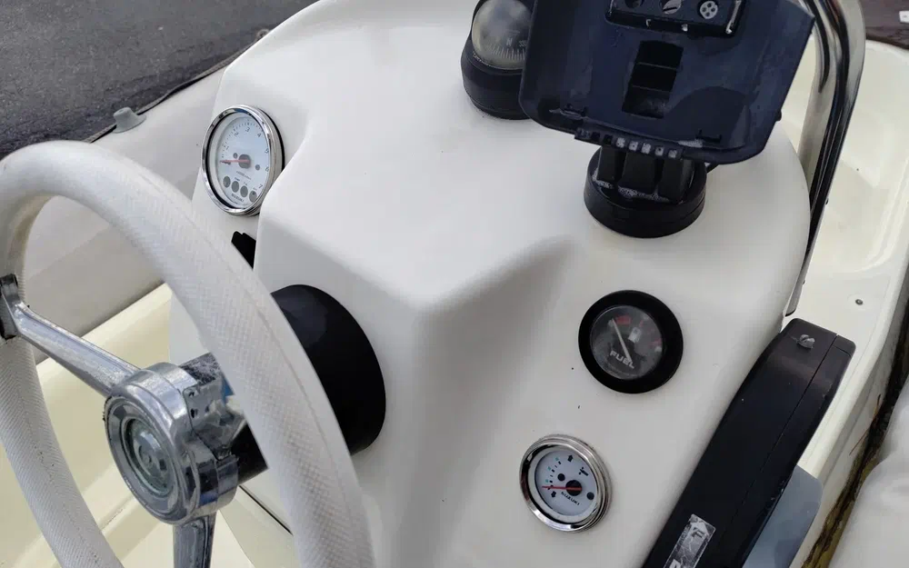 slider 6 SUZUKI DF50 arbre long 2006 (339 heures)