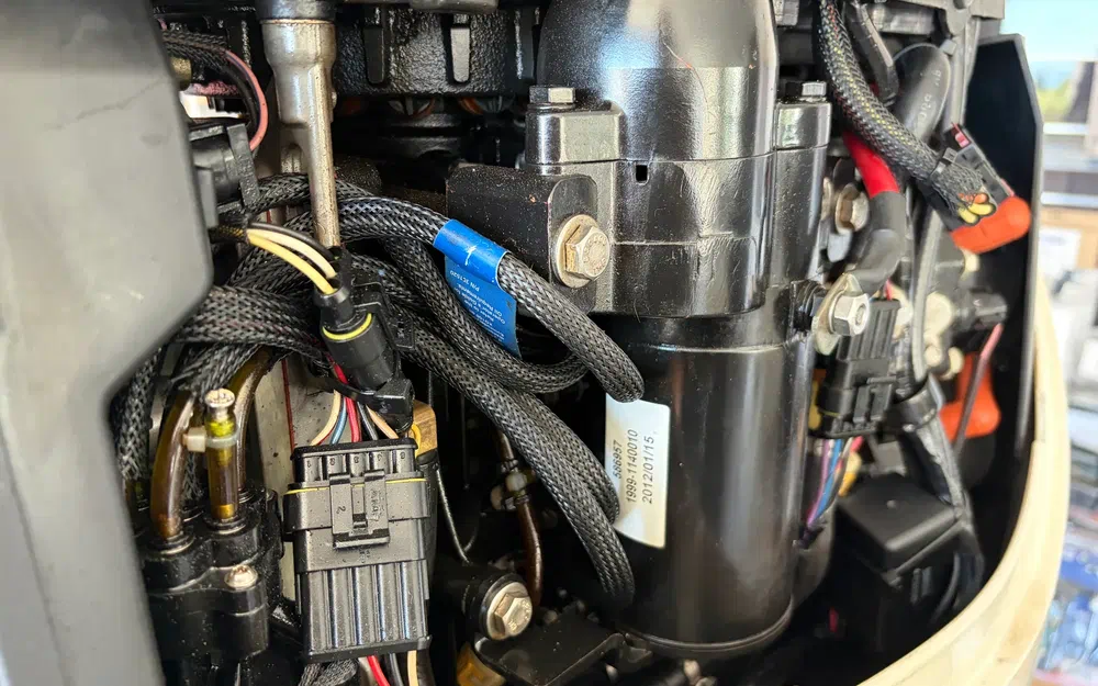 slider 4 EVINRUDE 115 V4