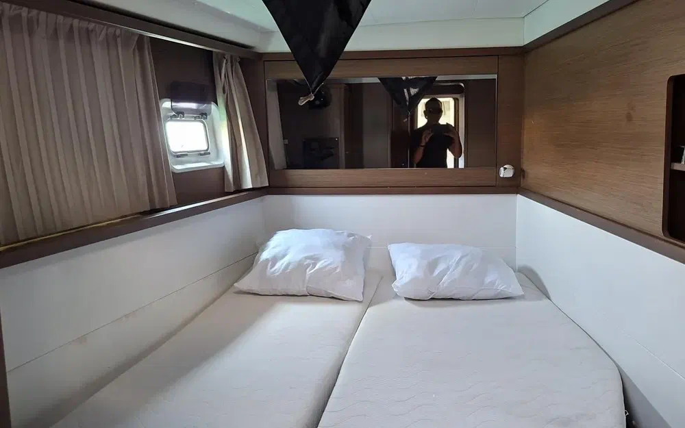 slider 34 Lagoon 450 F