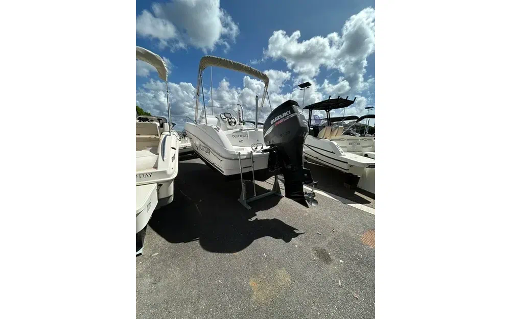 slider 11 Beneteau Flyer 750 Sundeck