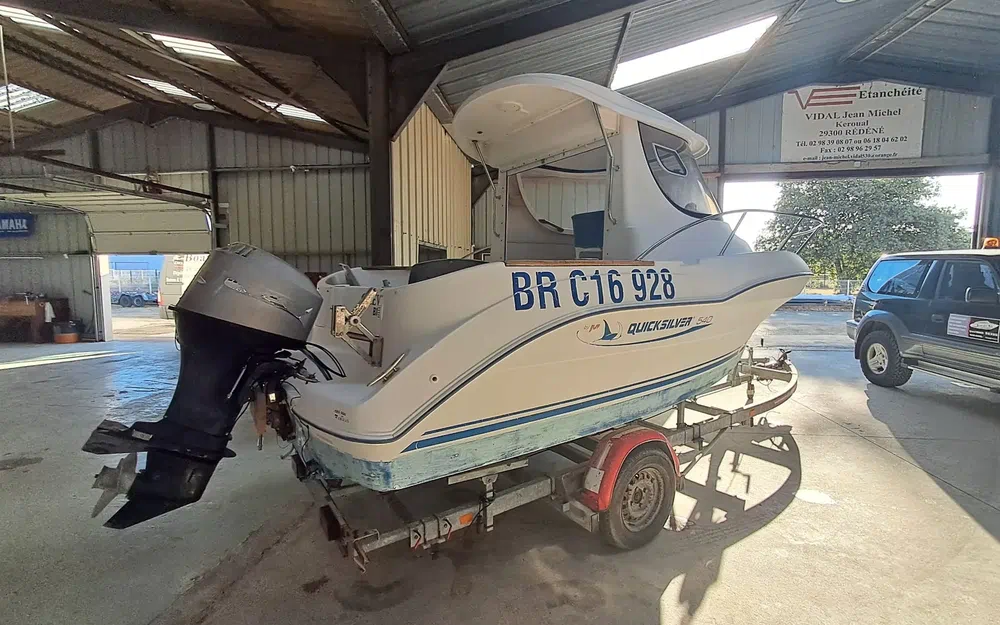 slider 2 Quicksilver 540 Pilothouse