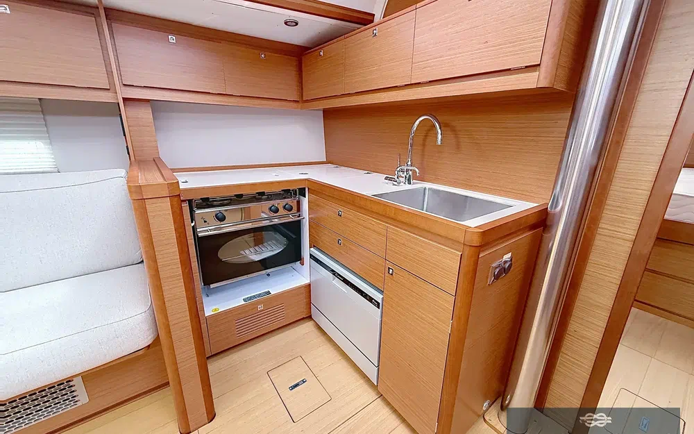 slider 9 Dufour 430 Grand Large