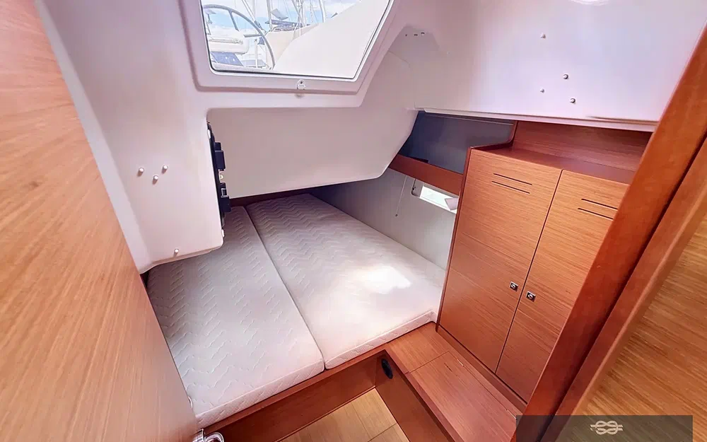 slider 23 Dufour 430 Grand Large