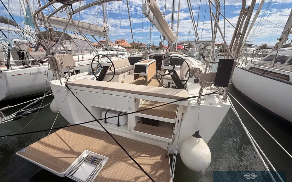 slider 30 Dufour 430 Grand Large