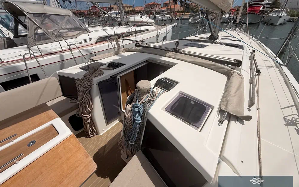 slider 35 Dufour 430 Grand Large