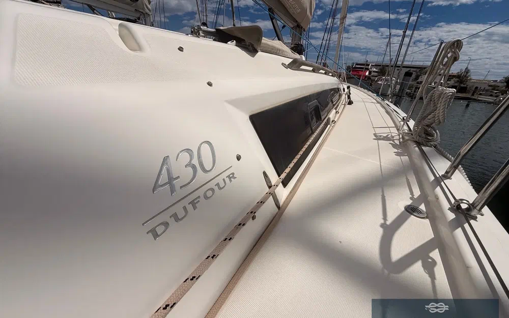 slider 40 Dufour 430 Grand Large