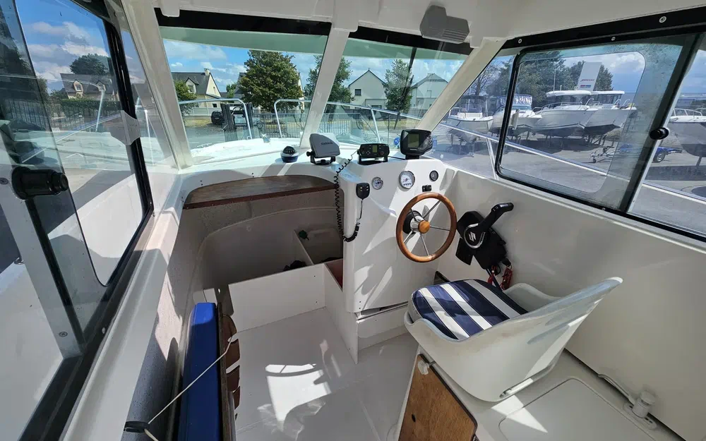 slider 7 Beneteau ANTARES 620 Fishing