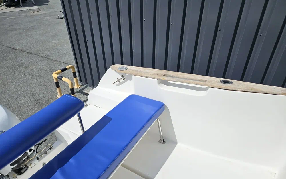 slider 8 Beneteau ANTARES 620 Fishing
