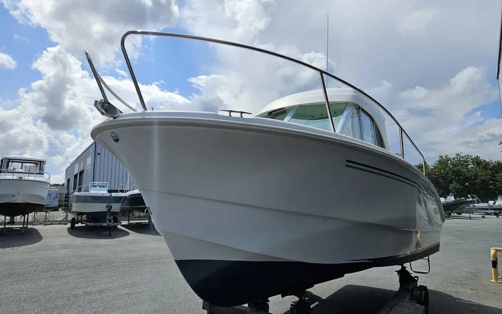 slider 17 Beneteau ANTARES 620 Fishing