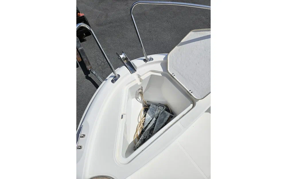 slider 13 Beneteau ANTARES 620 Fishing