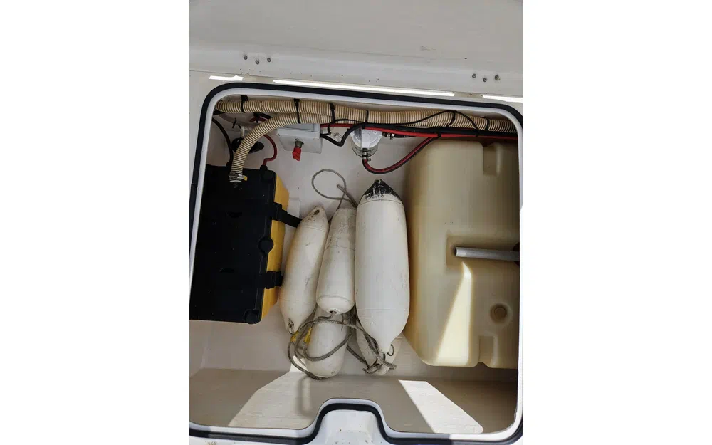 slider 20 Beneteau ANTARES 620 Fishing