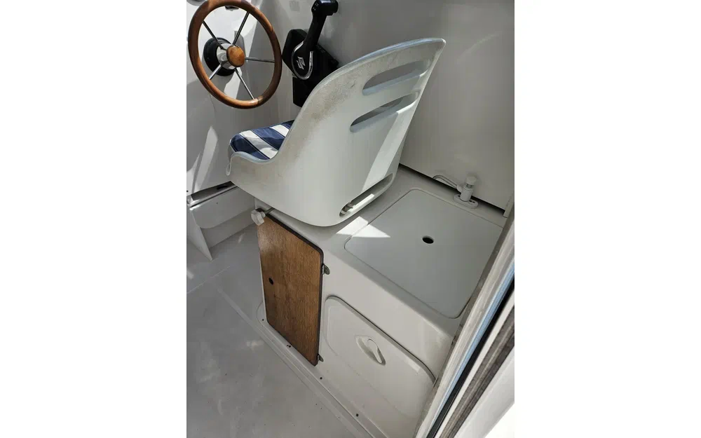 slider 3 Beneteau ANTARES 620 Fishing