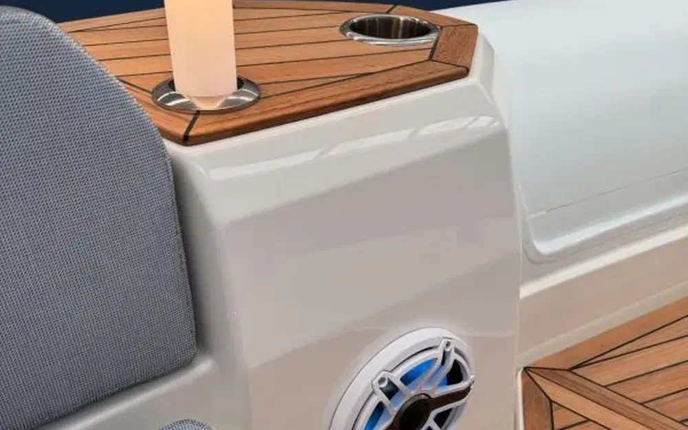 slider 12 Marlin Boat 40