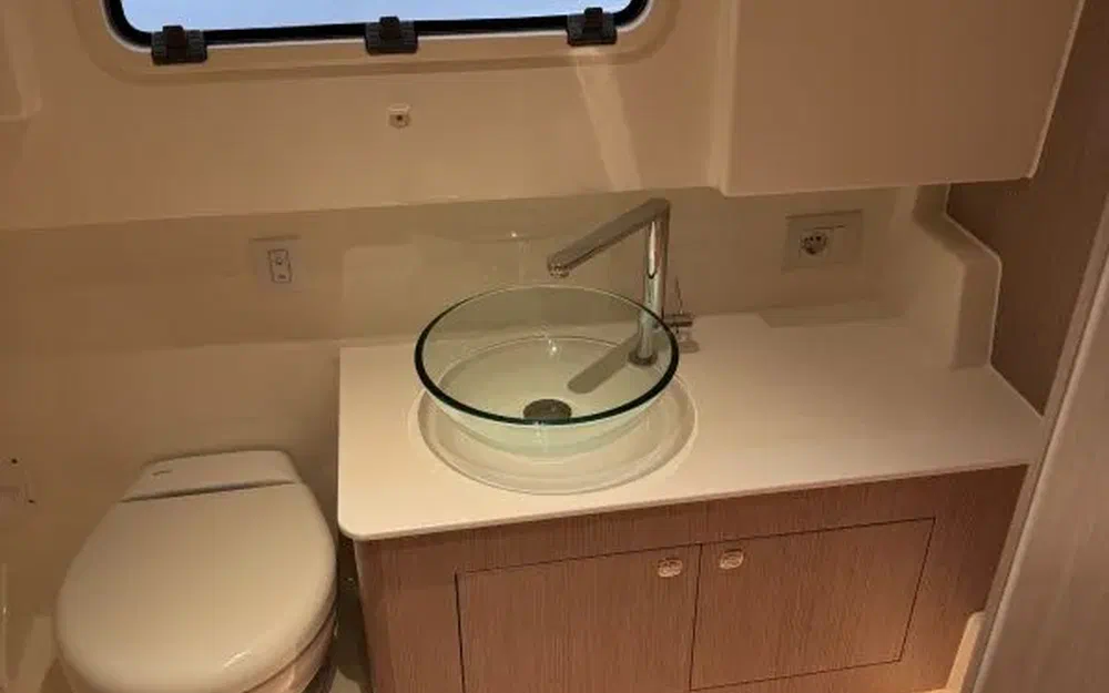 slider 23 Marlin Boat 40