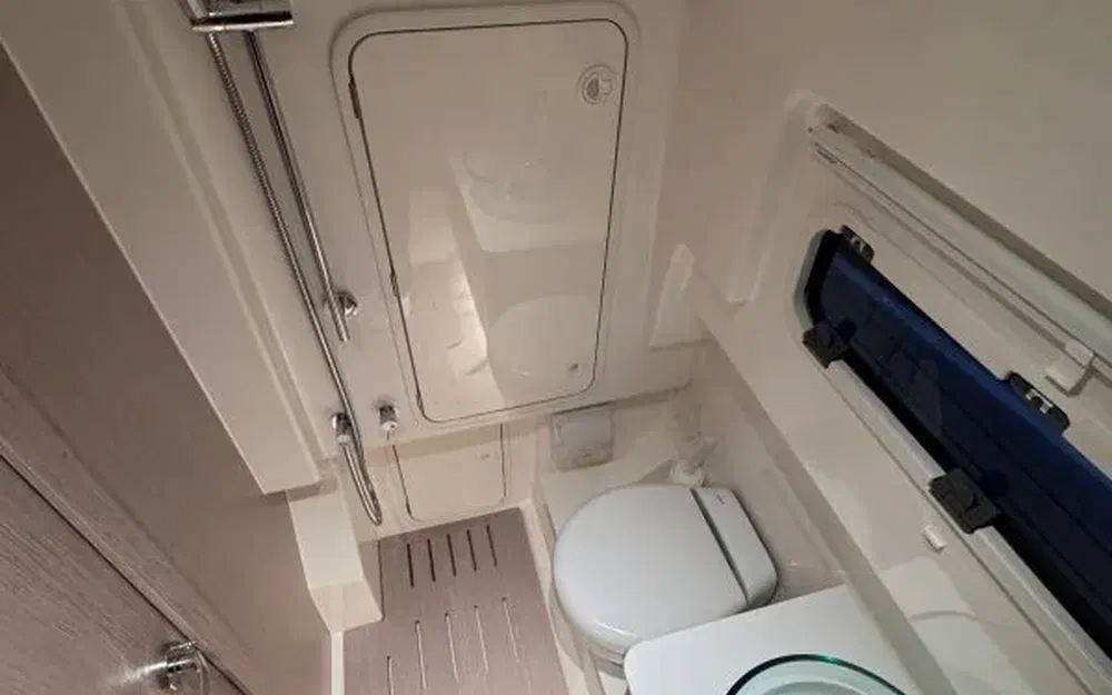 slider 24 Marlin Boat 40