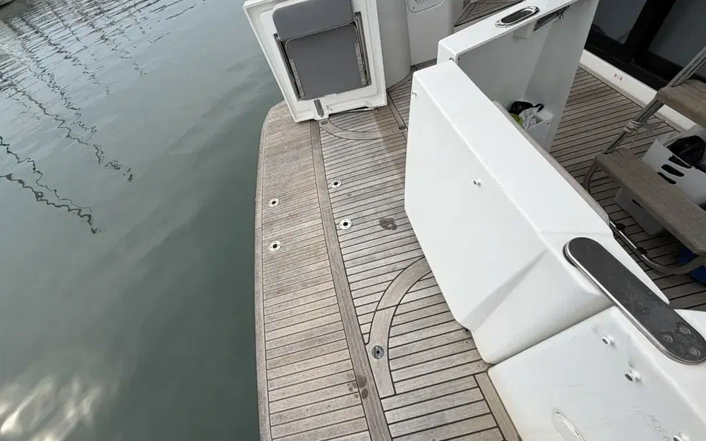 slider 9 Beneteau Swift Trawler 30