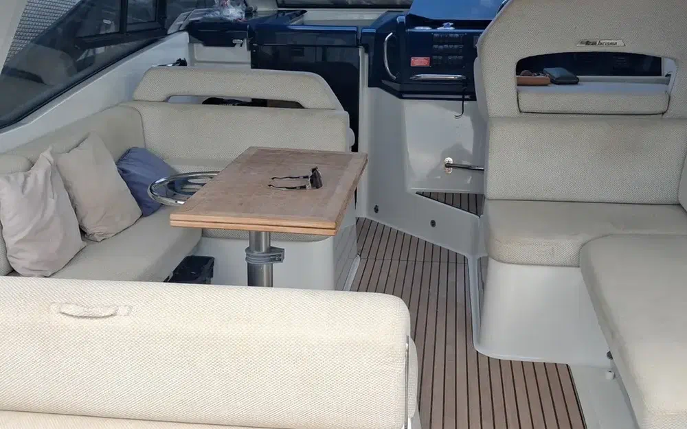 slider 14 Beneteau Gran Turismo 36