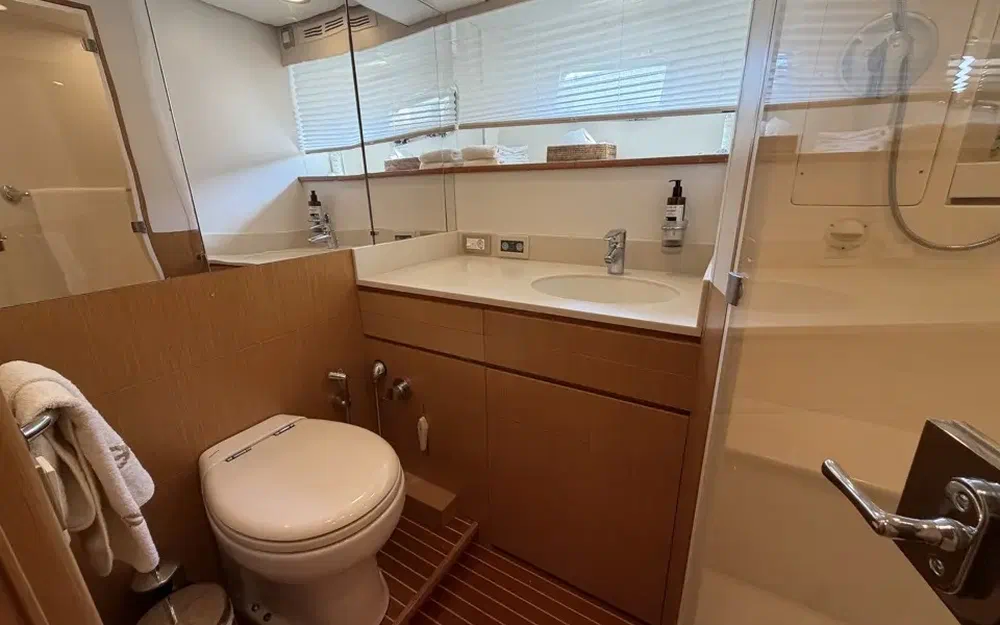 slider 22 Grand Banks Aleutian 59
