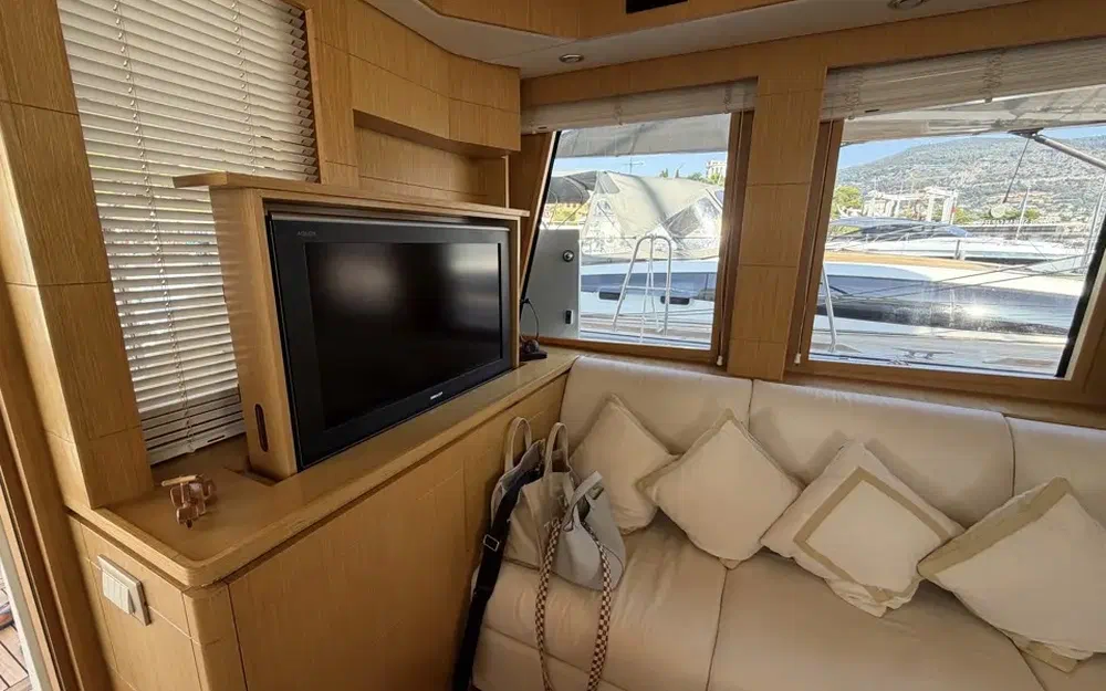 slider 8 Grand Banks Aleutian 59