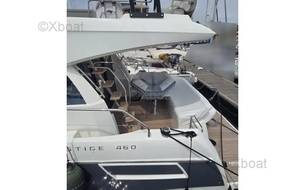 slider 7 Prestige Yachts 460 Fly