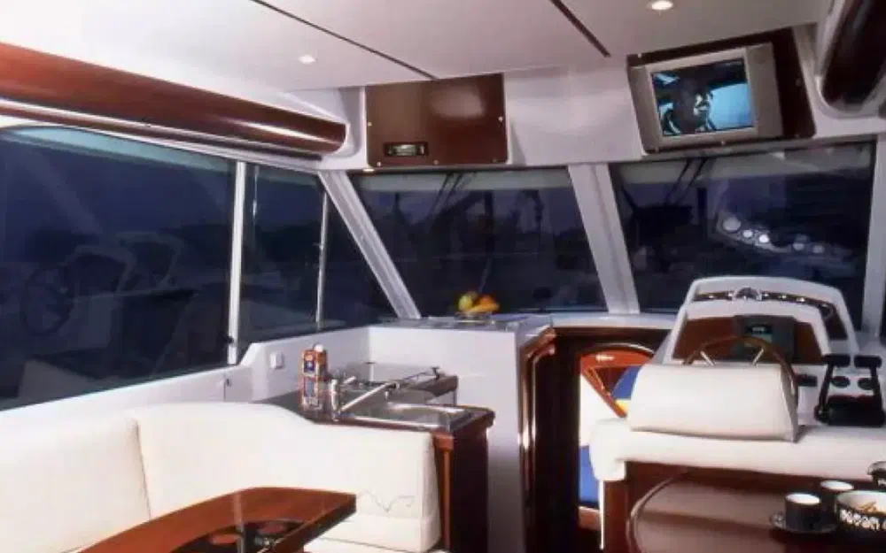 slider 2 Beneteau Antares 980 Fly