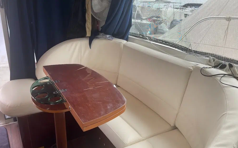slider 5 Beneteau Antares 980 Fly