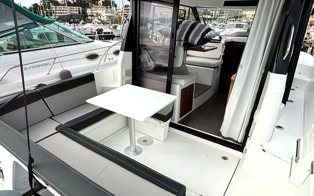 slider 10 Jeanneau MERRY FISHER 895 SPORT SERIE 2