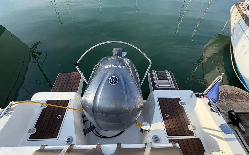 slider 4 Pacific Craft 750 Open