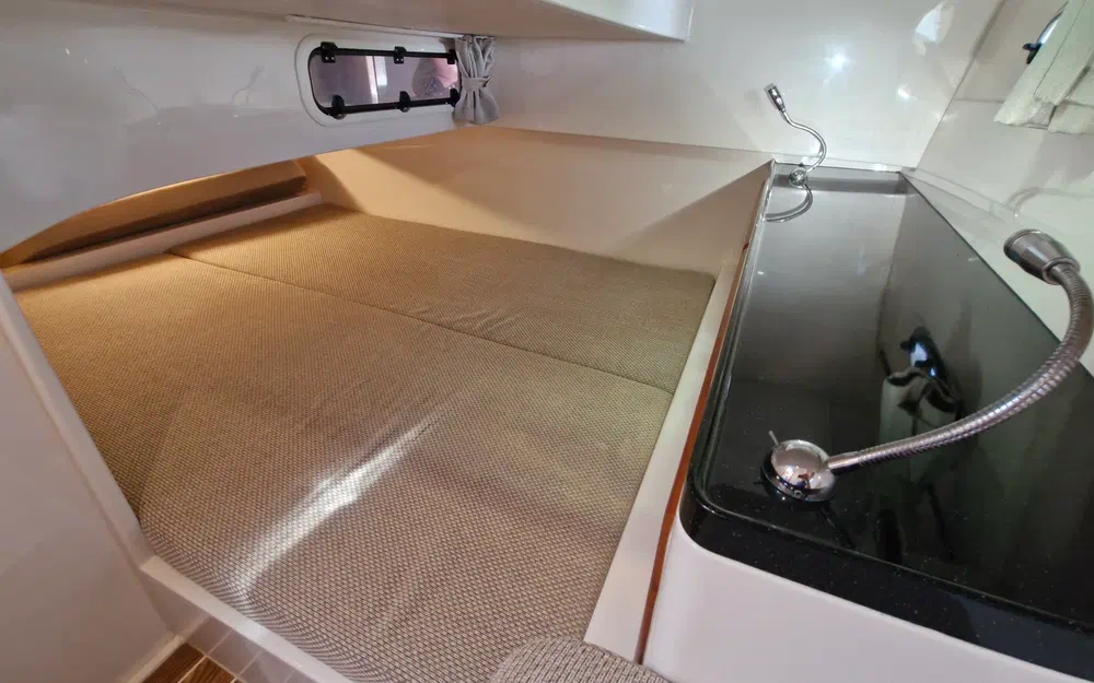 slider 13 Marex 350 Cabriolet Cruiser