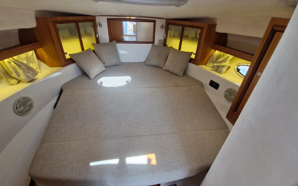 slider 14 Marex 350 Cabriolet Cruiser