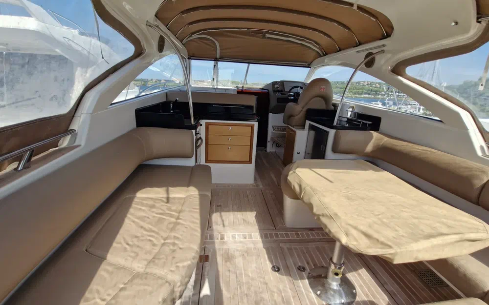 slider 4 Marex 350 Cabriolet Cruiser