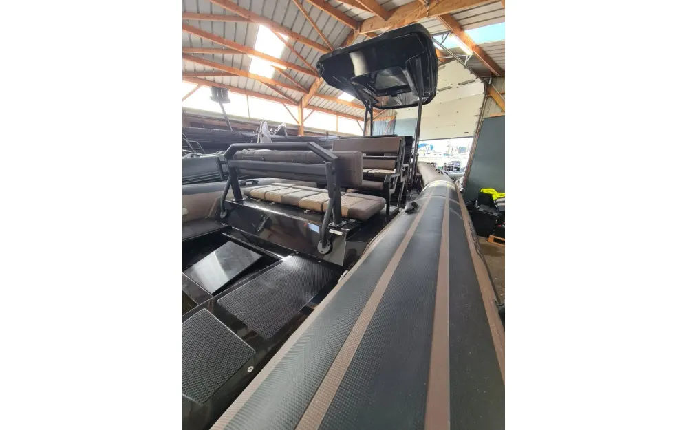 slider 10 Brig Navigator 24 - null