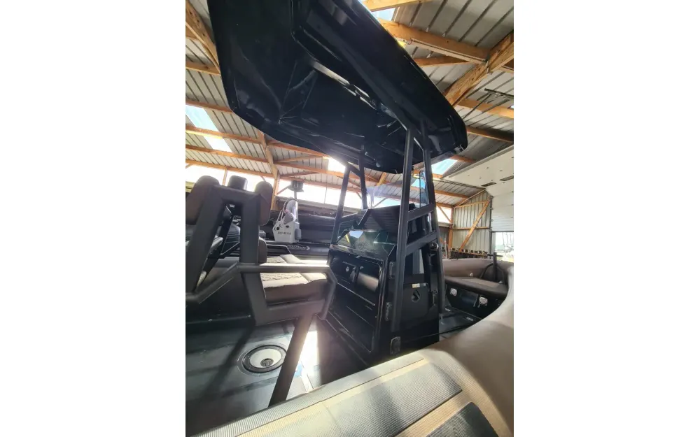 slider 11 Brig Navigator 24 - null