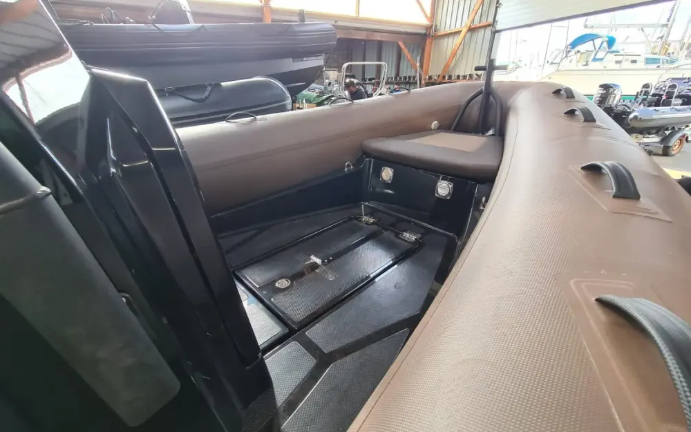 slider 8 Brig Navigator 24 - null