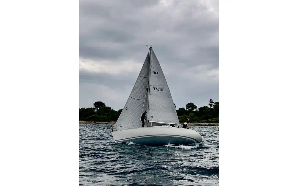 slider 5 Beneteau First 29