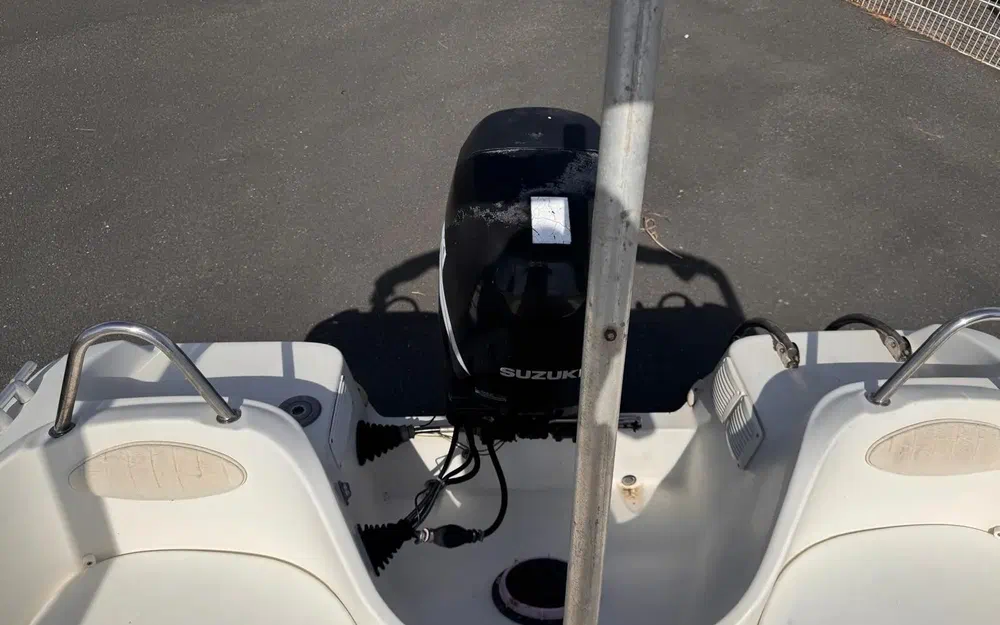 slider 7 Beneteau Flyer 550