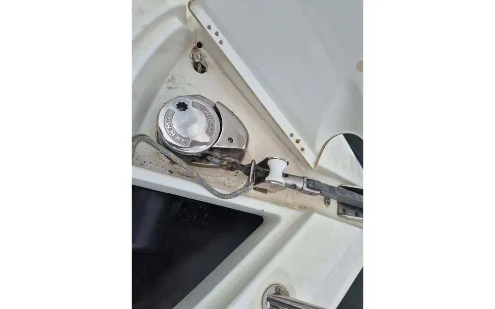 slider 9 Beneteau Flyer Gran Turismo 38