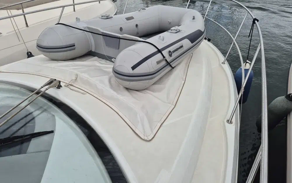 slider 14 Beneteau Gran Turismo 38