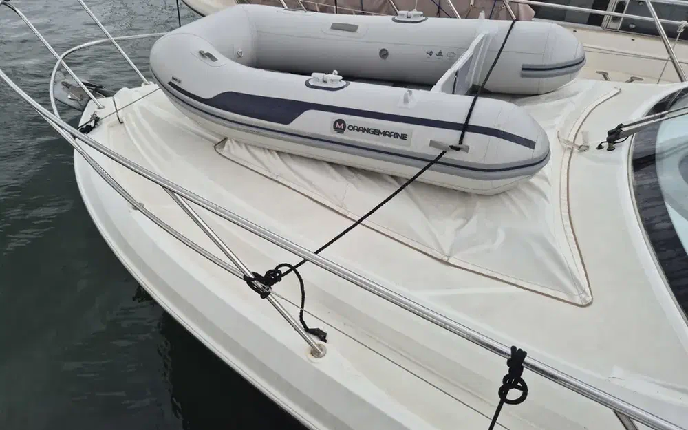 slider 15 Beneteau Flyer Gran Turismo 38