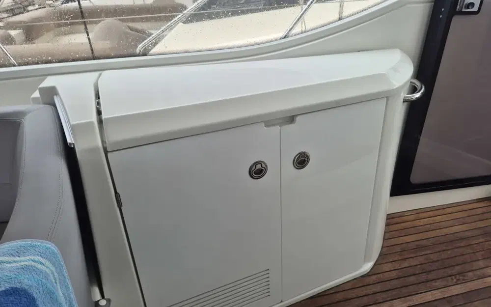 slider 18 Beneteau Gran Turismo 38