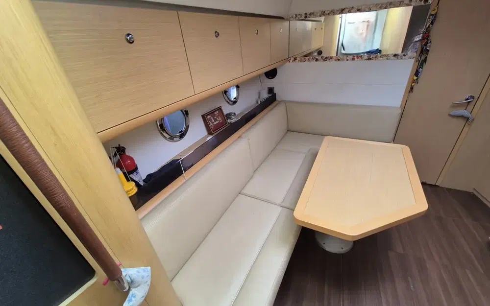 slider 26 Beneteau Flyer Gran Turismo 38
