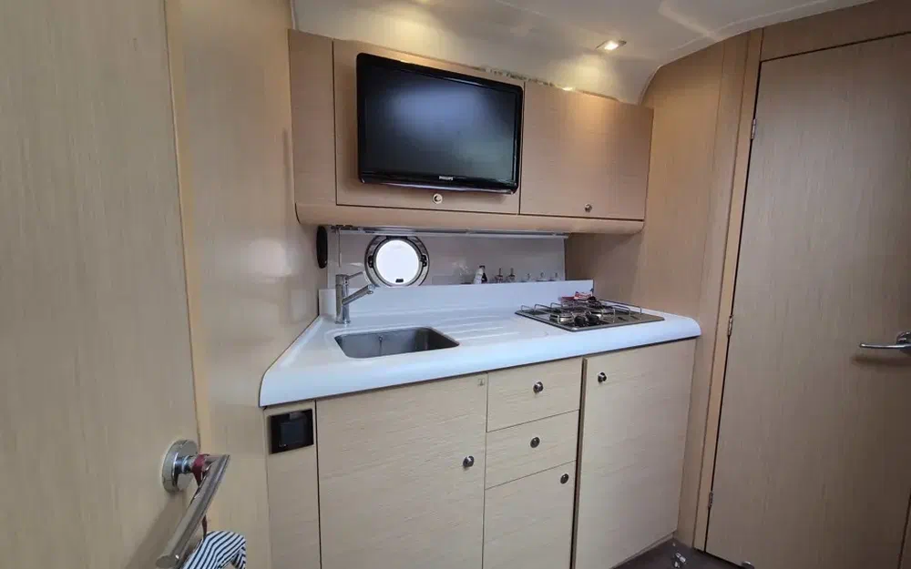 slider 27 Beneteau Flyer Gran Turismo 38