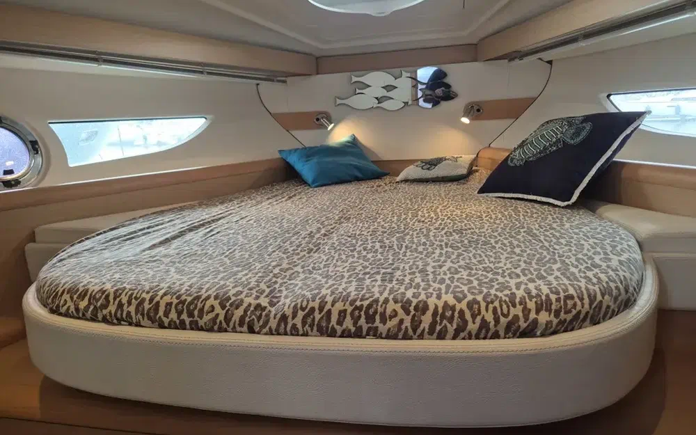 slider 34 Beneteau Flyer Gran Turismo 38