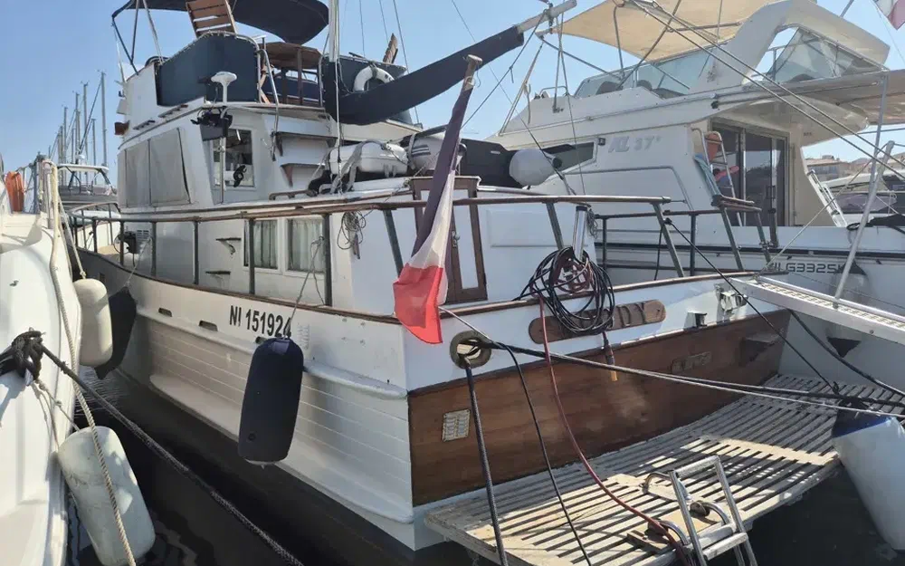 slider 16 Grand Banks 36