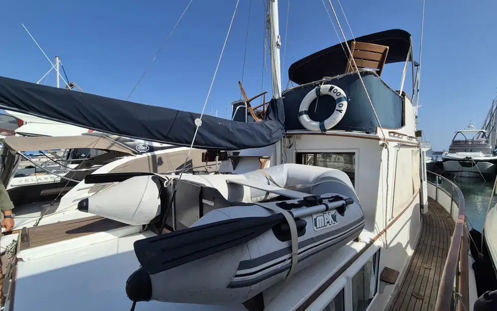 slider 18 Grand Banks 36